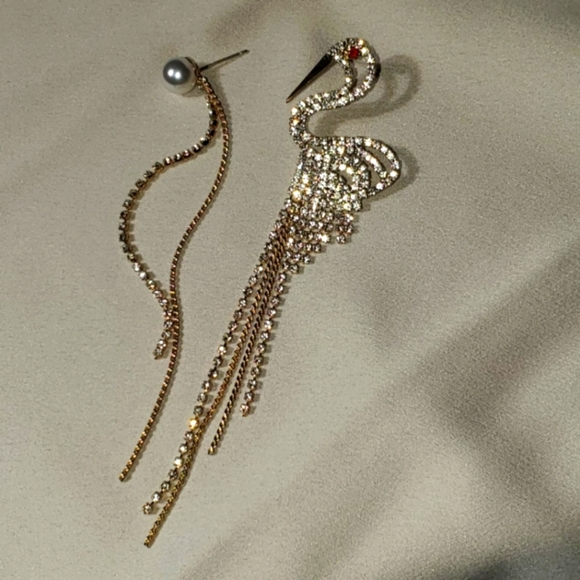 Accessories - Brand new rhinestone earrings